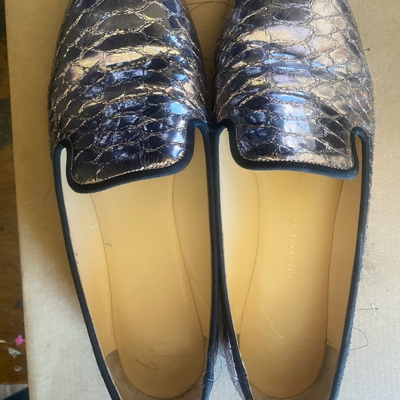 Giuseppe’s snakeskin flats - Picture 4 of 11
